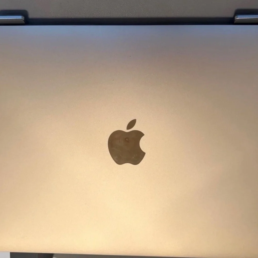 Macbook 12 inch - Gold